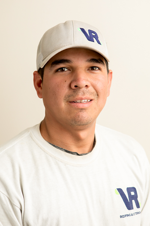 Estaban Aquilar headshot of Estaban Aquilar